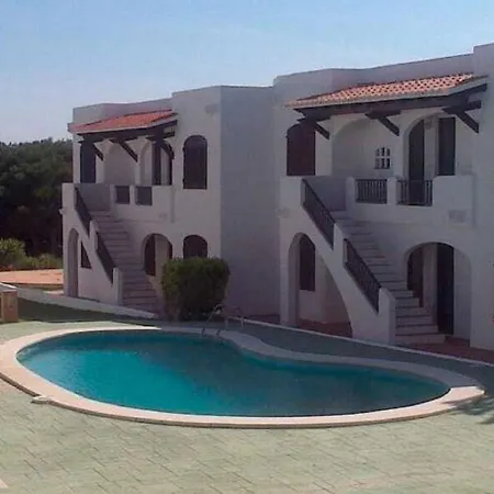 בית נופש Adorable Holiday In Mercadal With Swimming Pool